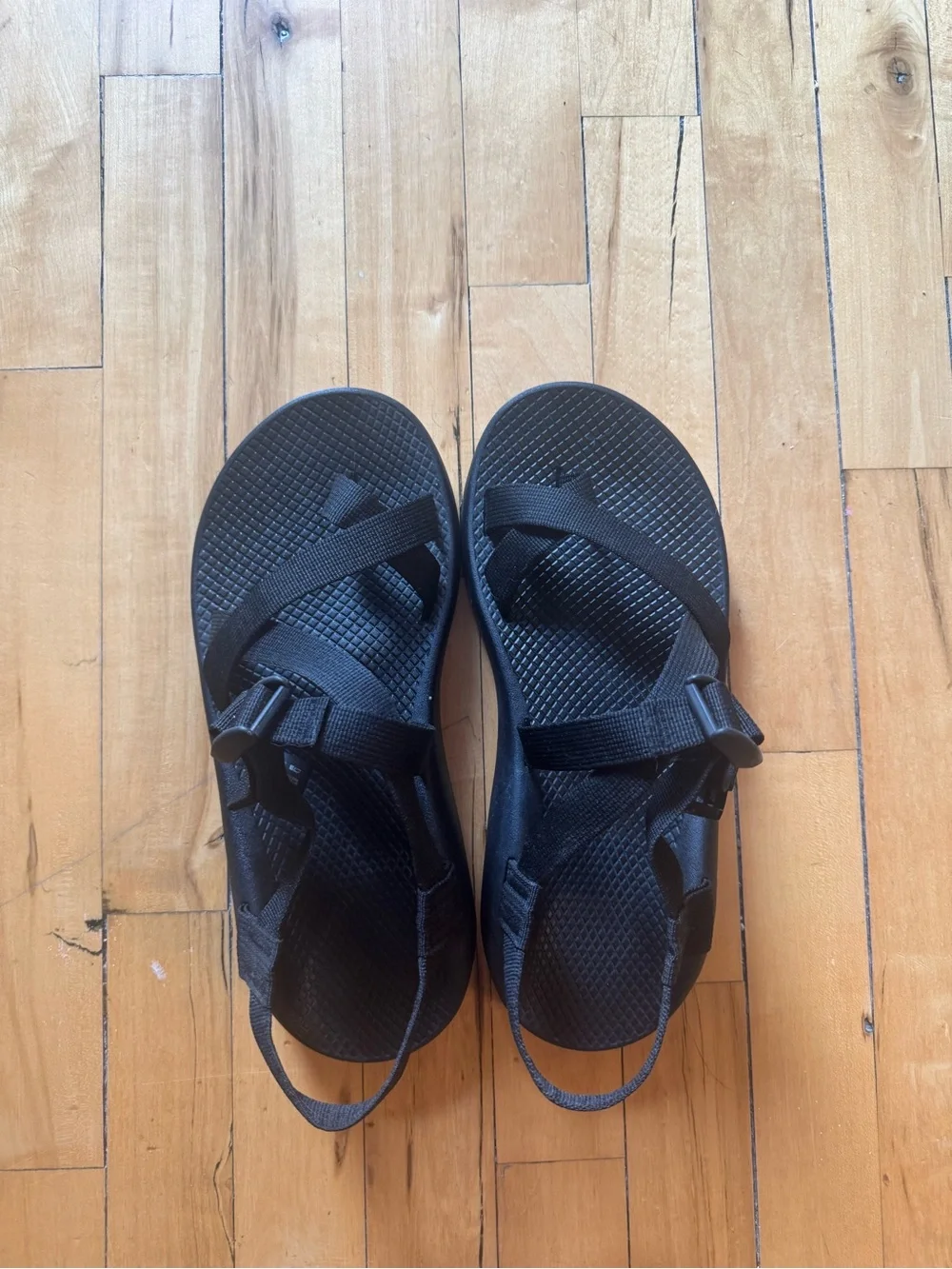 Chaco Men's Black Adjustable Strappy Sandals